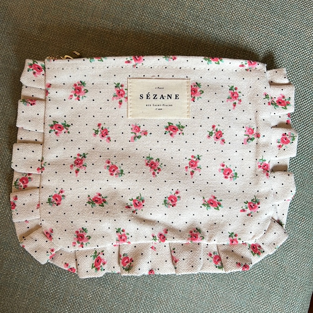 Sezane pouch